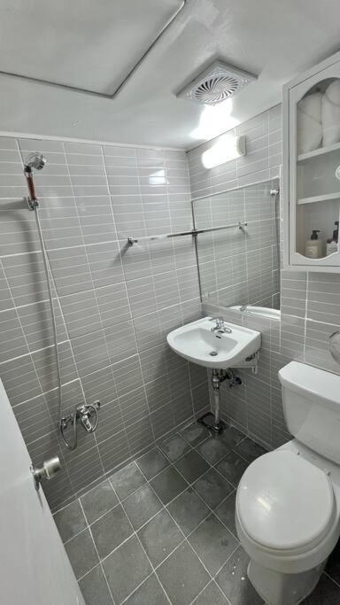 Apartment Hongdae Rest